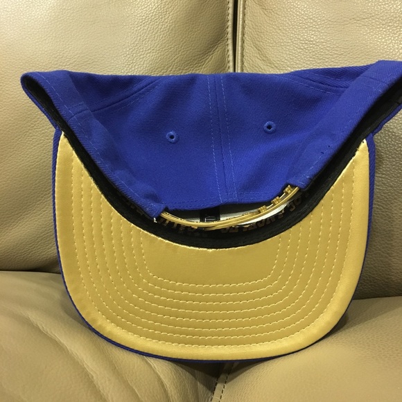 L.A Clippers Blue and Gold Snapback - Picture 3 of 5